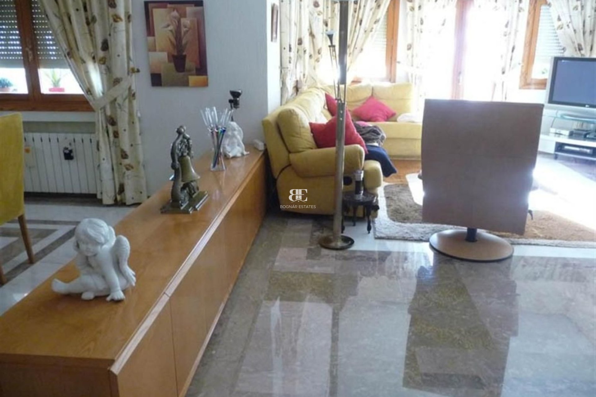 Resale - Villa -
Calpe - Gargasindi
