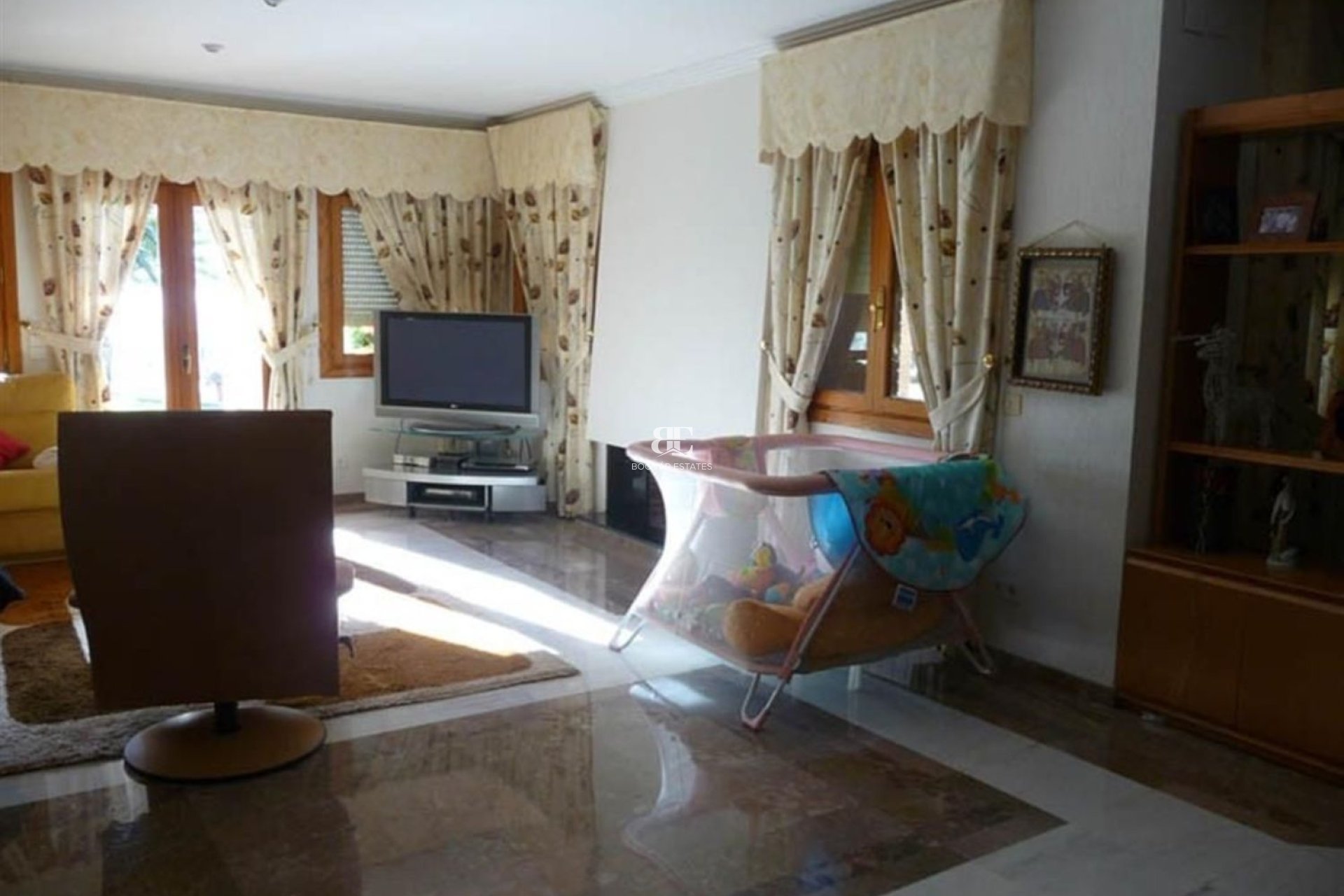 Resale - Villa -
Calpe - Gargasindi