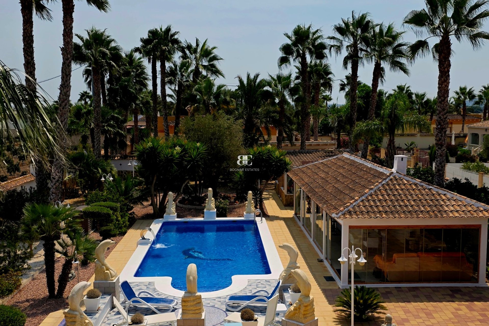 Resale - Villa -
Catral