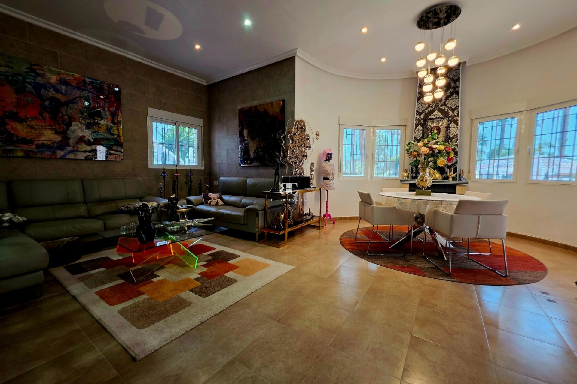 Resale - Villa -
Catral