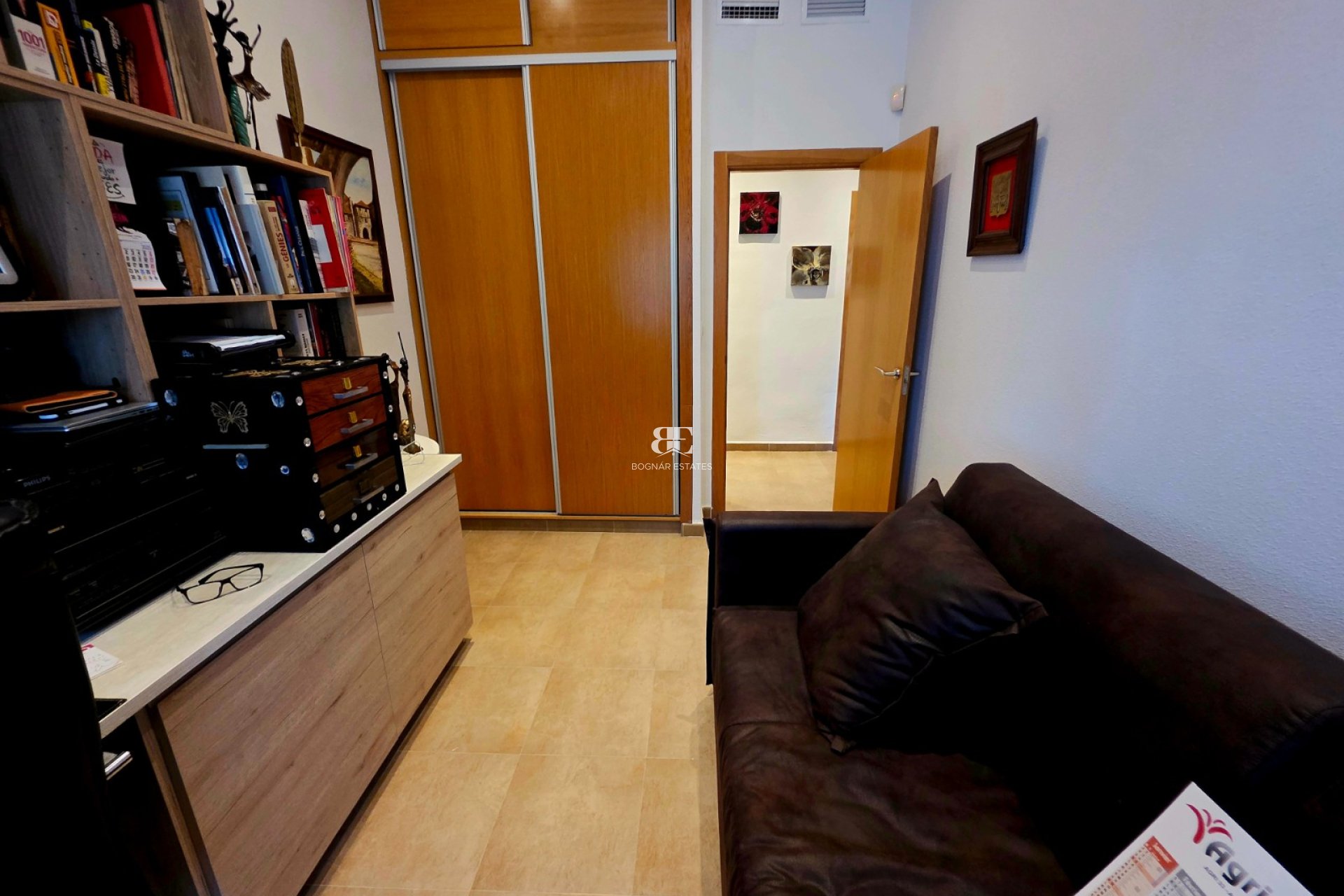 Resale - Villa -
Catral