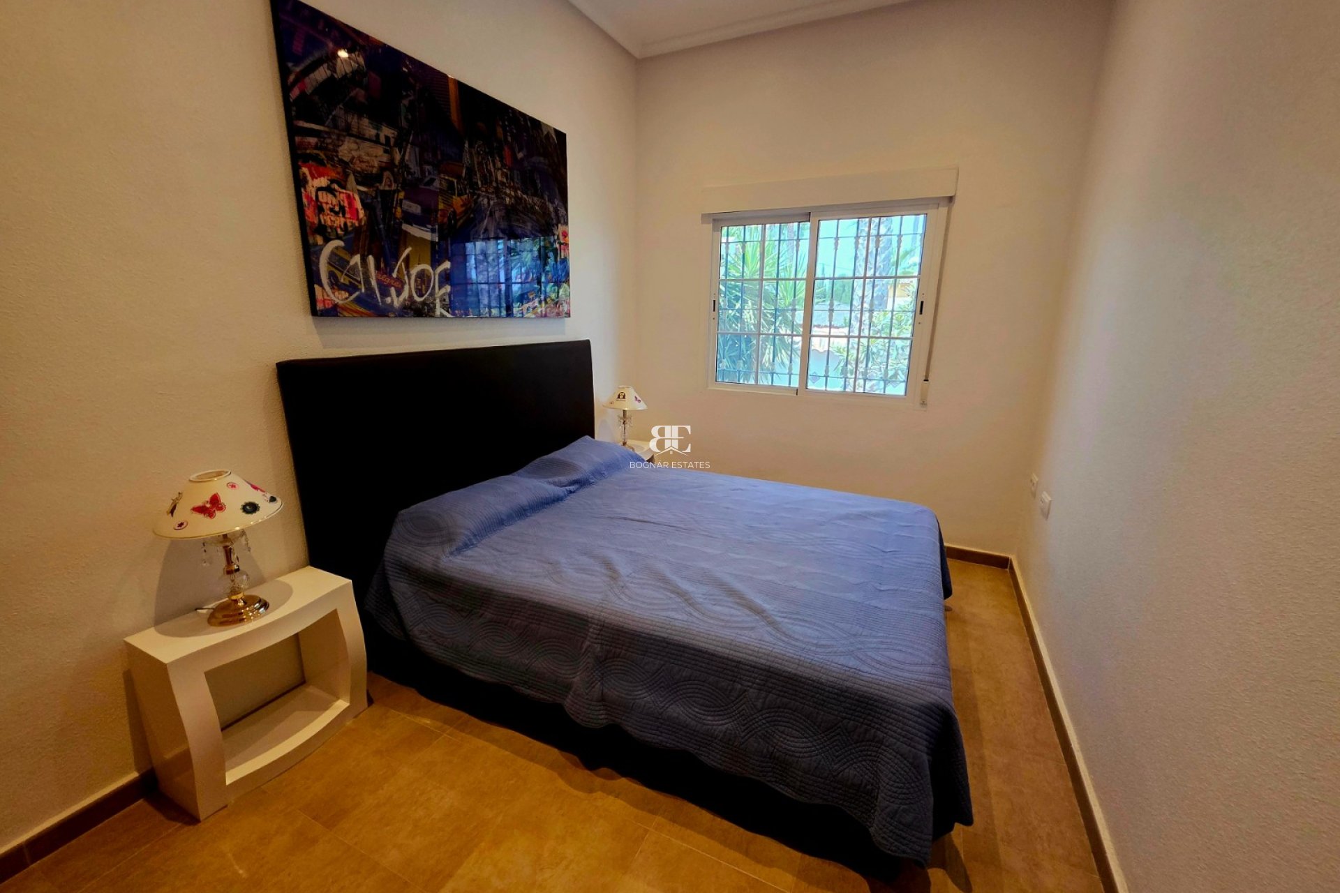 Resale - Villa -
Catral