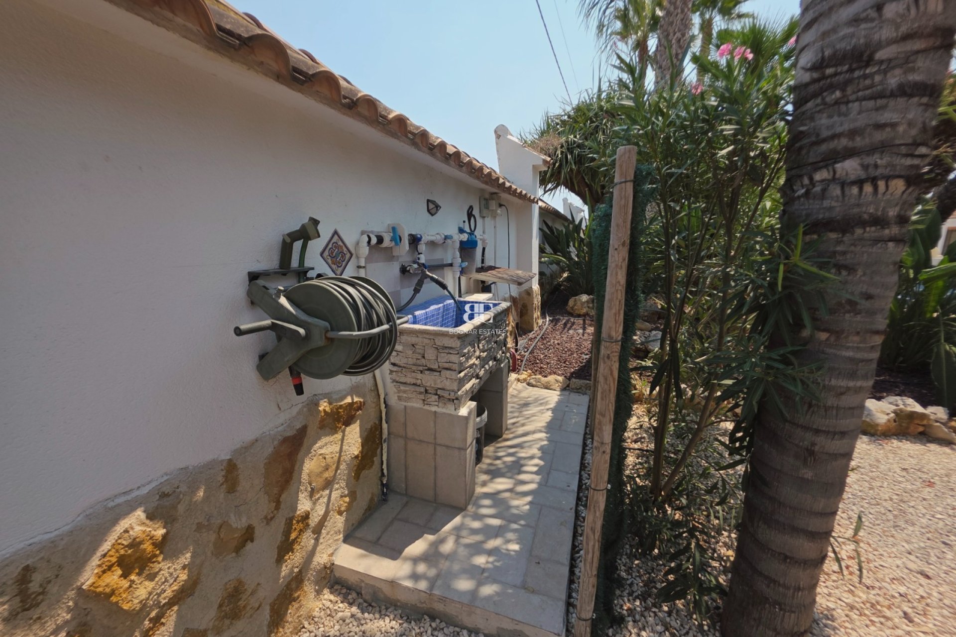 Resale - Villa -
Catral