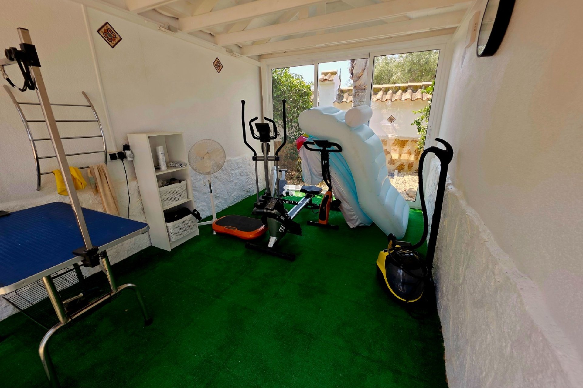 Resale - Villa -
Catral