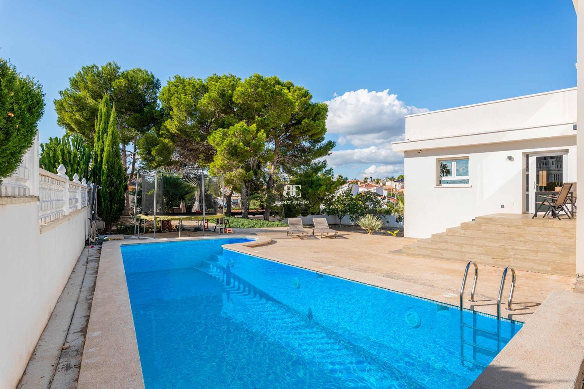 Resale - Villa -
Ciudad Quesada - Central Quesada