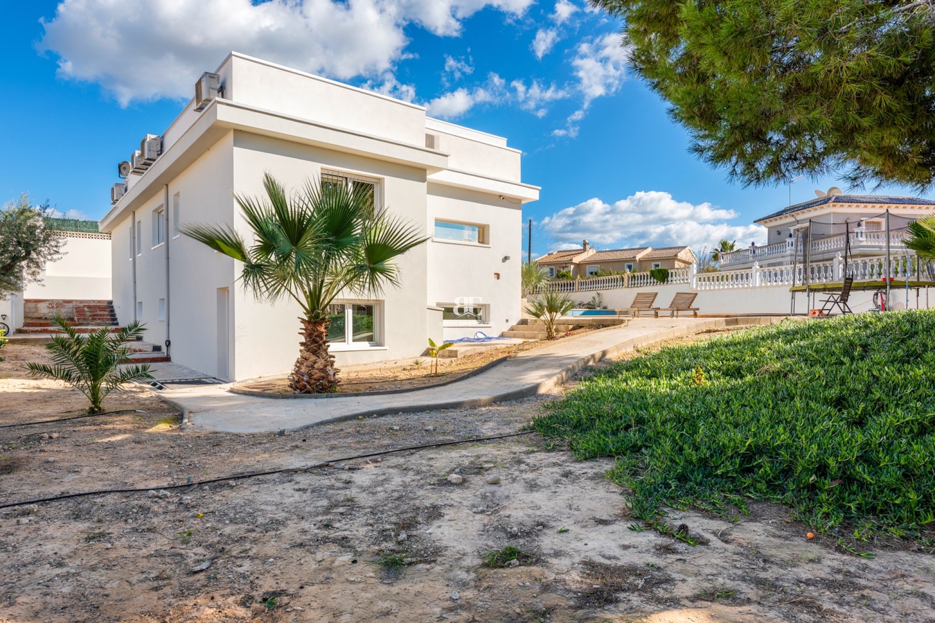 Resale - Villa -
Ciudad Quesada - Central Quesada