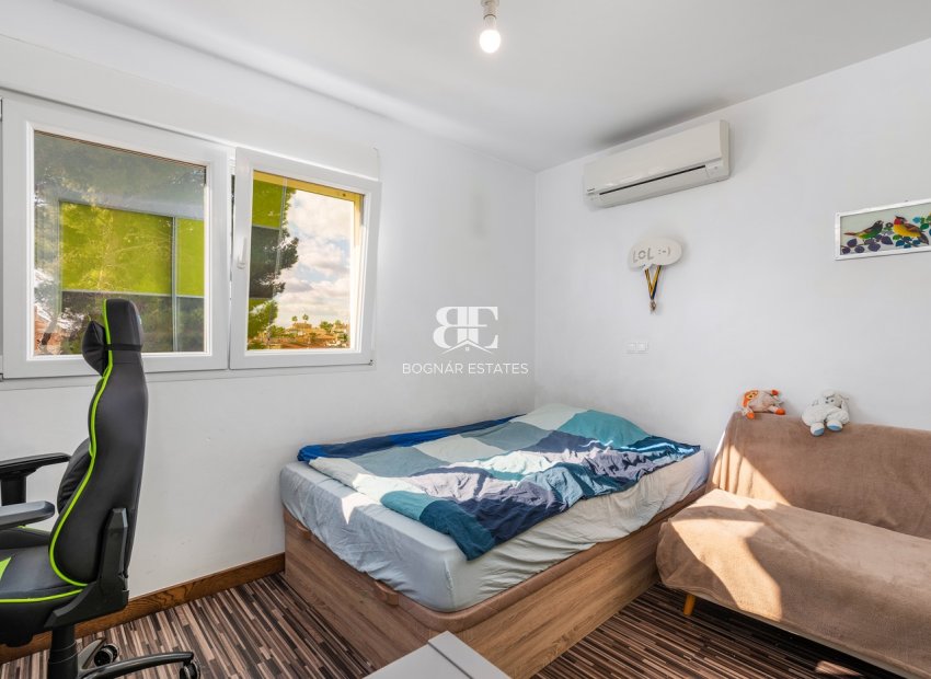 Resale - Villa -
Ciudad Quesada - Central Quesada