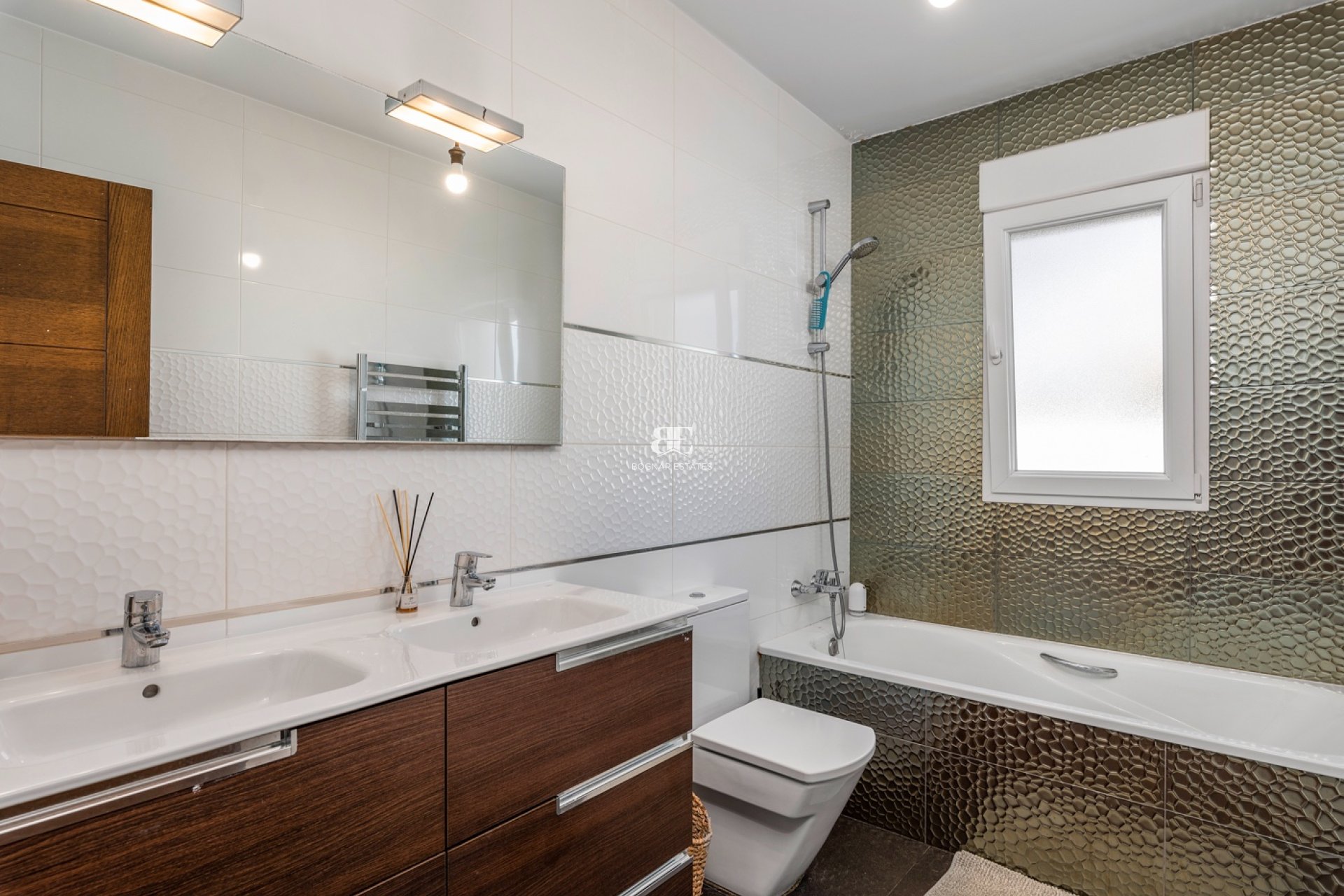 Resale - Villa -
Ciudad Quesada - Central Quesada