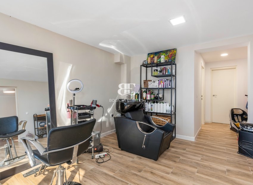 Resale - Villa -
Ciudad Quesada - Central Quesada