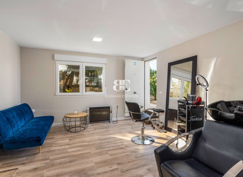 Resale - Villa -
Ciudad Quesada - Central Quesada