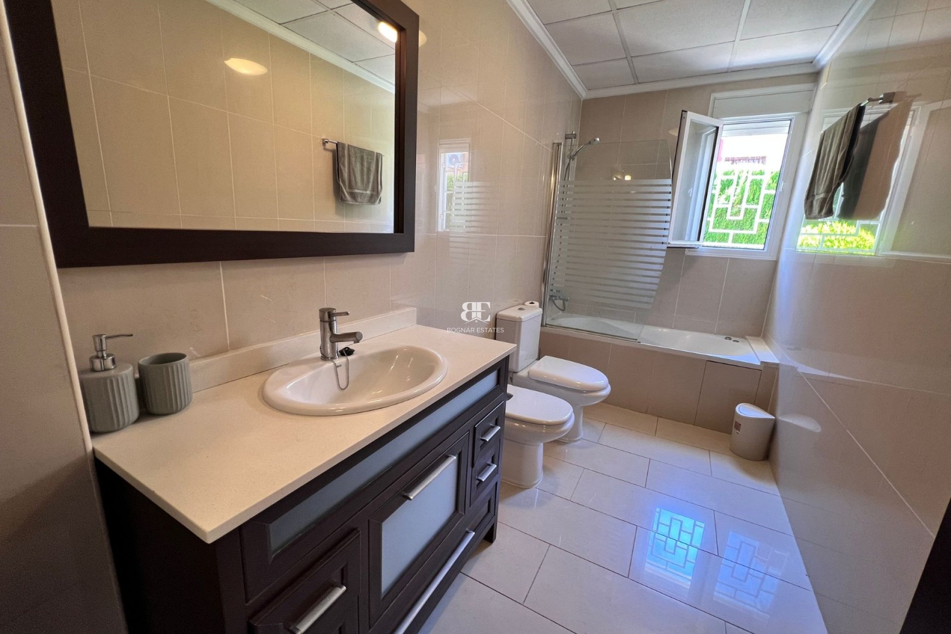 Resale - Villa -
Ciudad Quesada - Ciudad Quesada - Doña Pepa