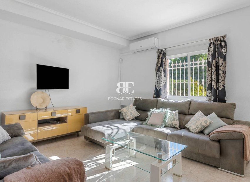 Resale - Villa -
Ciudad Quesada - Doña Pepa