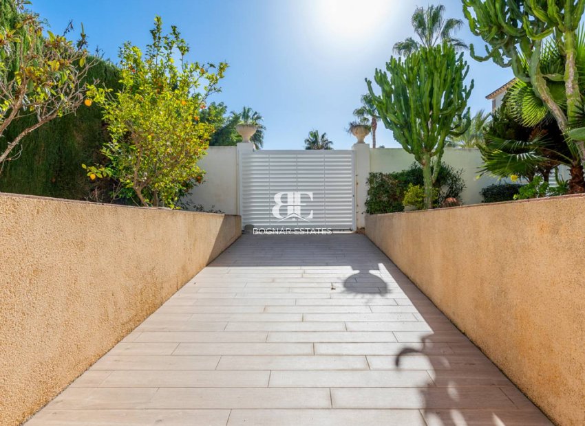 Resale - Villa -
Ciudad Quesada - Doña Pepa