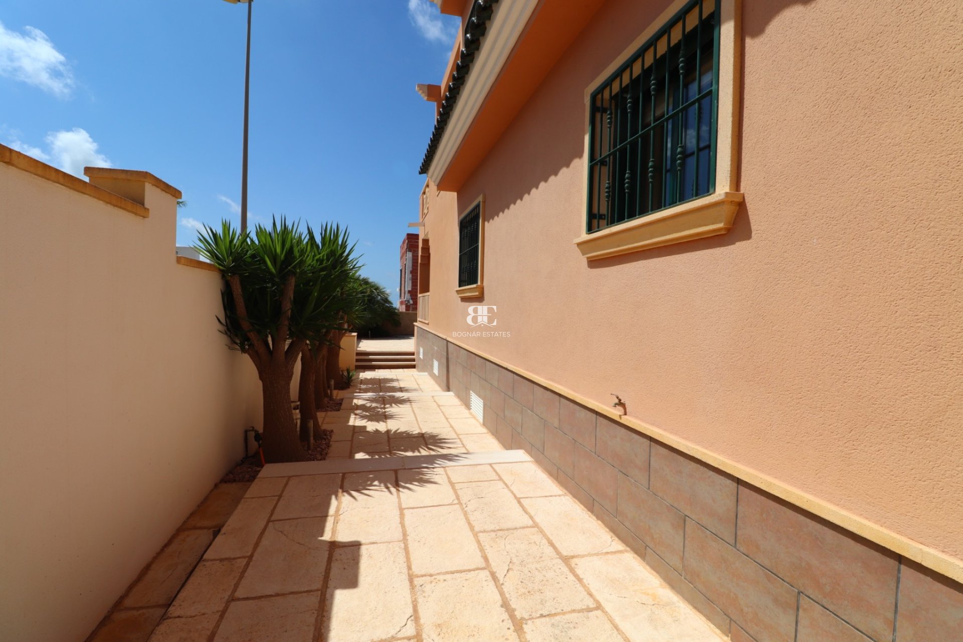 Resale - Villa -
Ciudad Quesada - La Fiesta