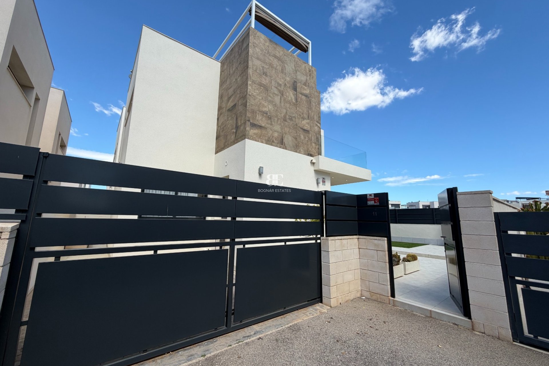 Resale - Villa -
Ciudad Quesada - La Laguna