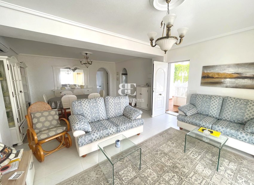 Resale - Villa -
Ciudad Quesada - La Marquesa Golf