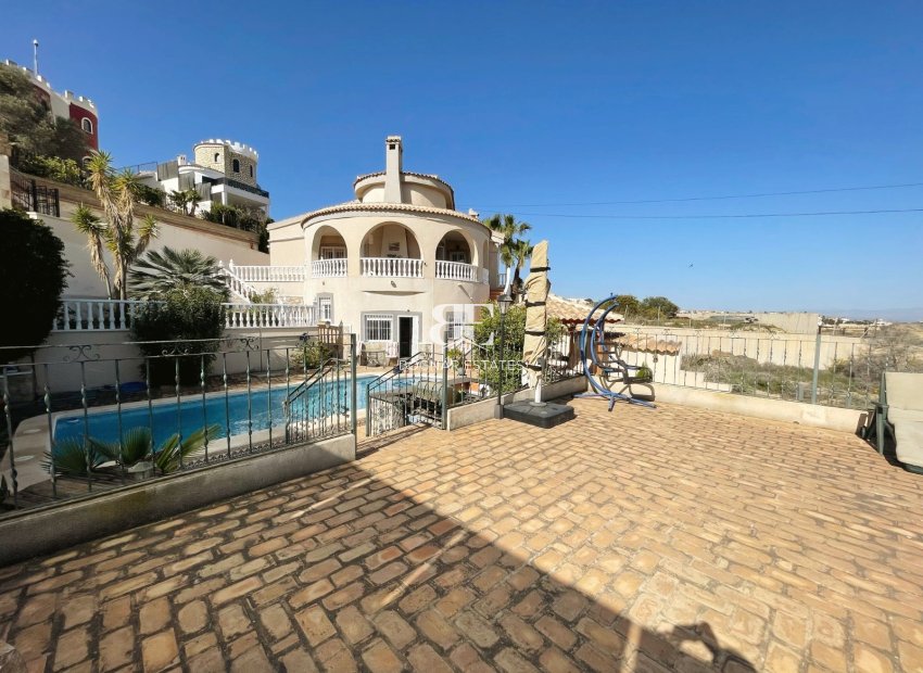 Resale - Villa -
Ciudad Quesada - La Marquesa Golf