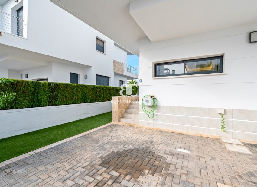 Resale - Villa -
Ciudad Quesada - Lo Marabú