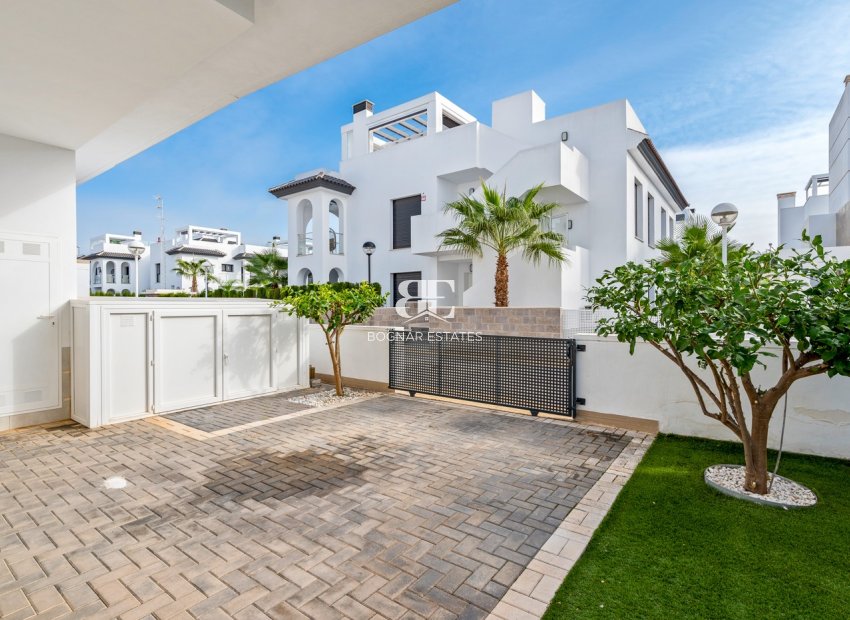 Resale - Villa -
Ciudad Quesada - Lo Marabú