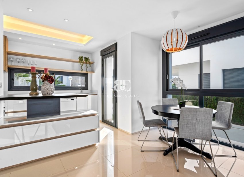 Resale - Villa -
Ciudad Quesada - Lo Marabú