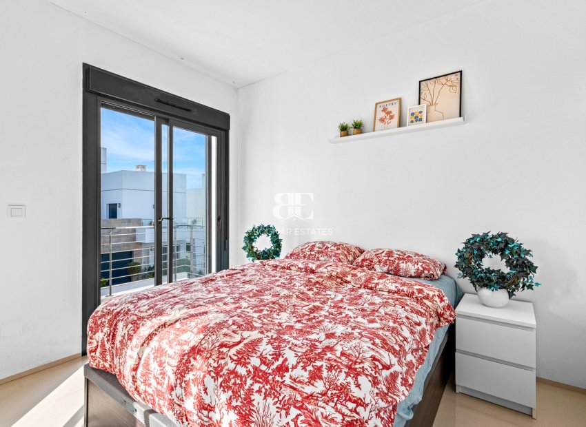 Resale - Villa -
Ciudad Quesada - Lo Marabú