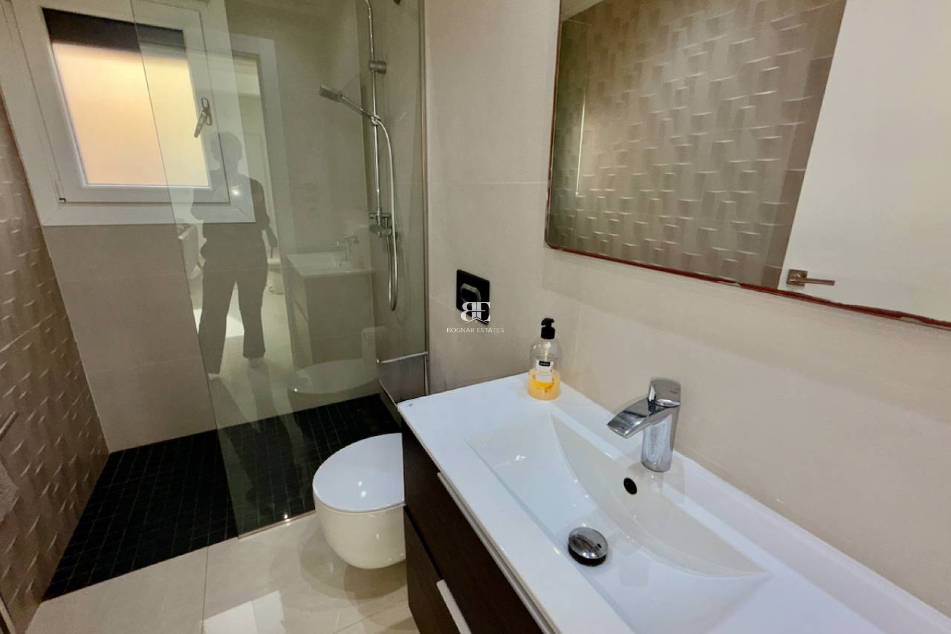 Resale - Villa -
Ciudad Quesada - Pueblo Bravo