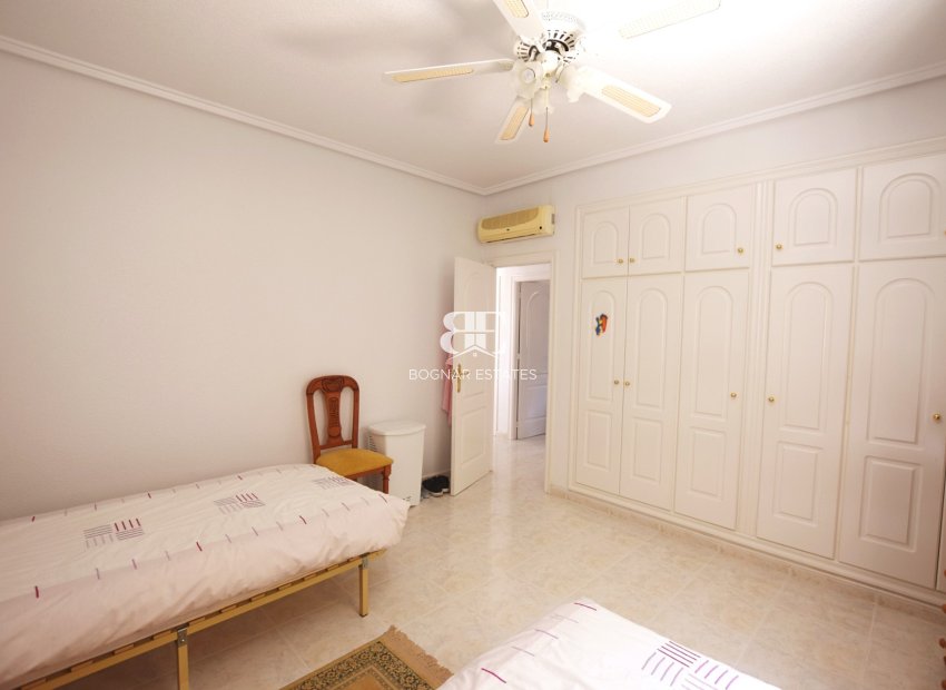 Resale - Villa -
Ciudad Quesada - Pueblo Bravo
