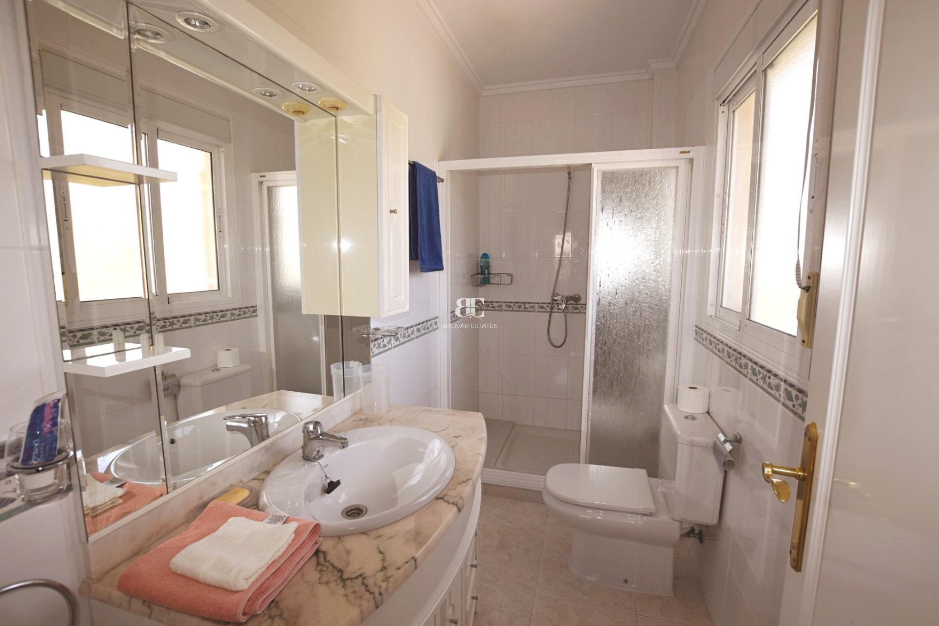Resale - Villa -
Ciudad Quesada - Pueblo Bravo