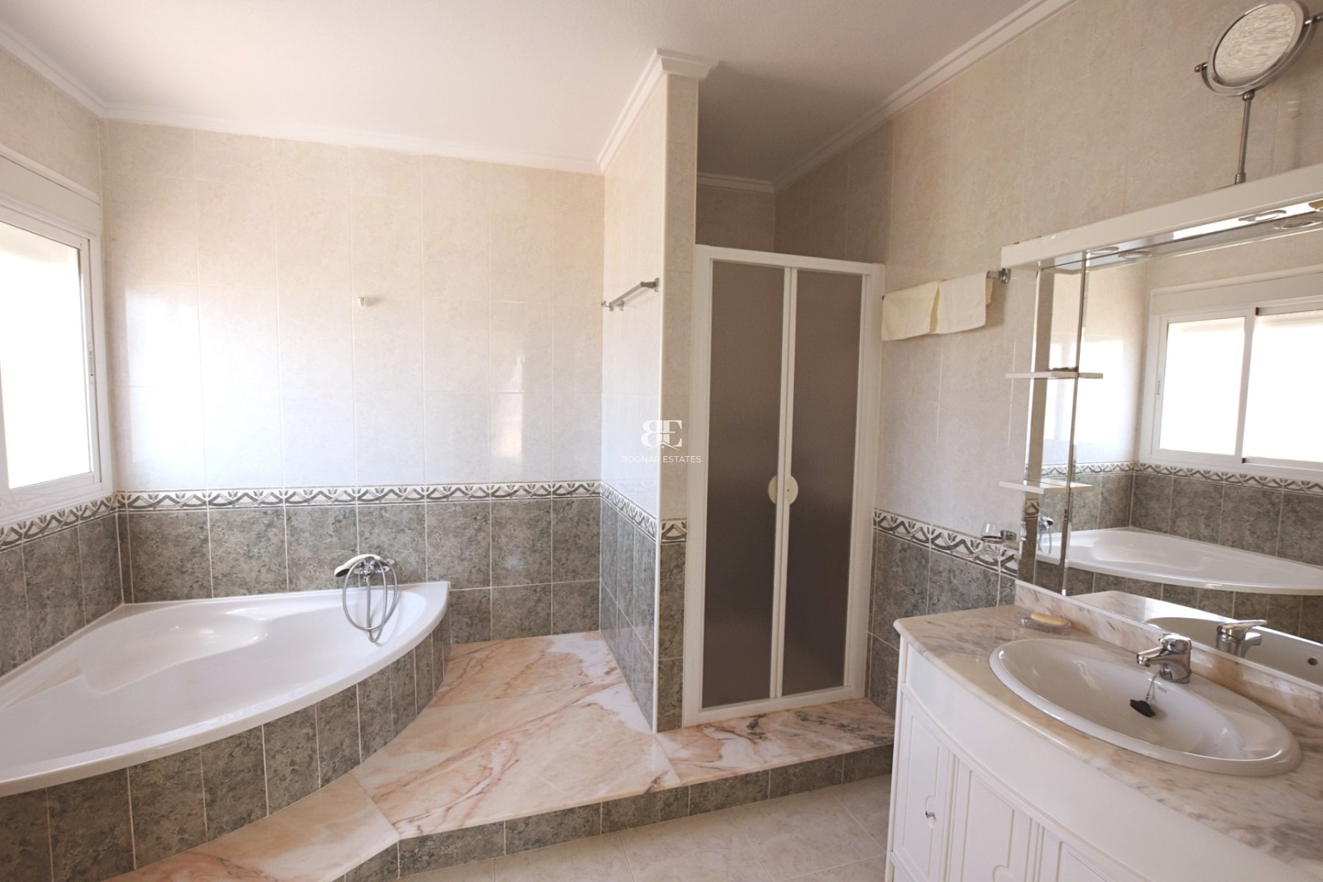Resale - Villa -
Ciudad Quesada - Pueblo Bravo