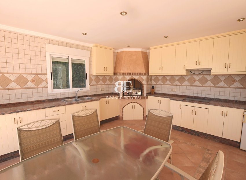 Resale - Villa -
Ciudad Quesada - Pueblo Bravo