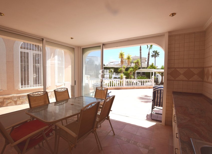 Resale - Villa -
Ciudad Quesada - Pueblo Bravo