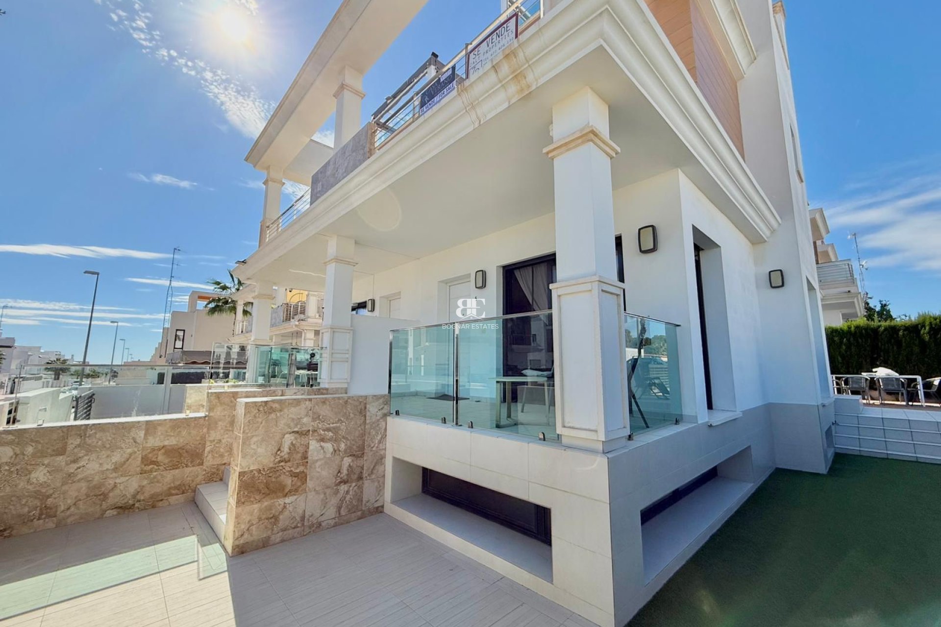 Resale - Villa -
Ciudad Quesada - Pueblo Bravo