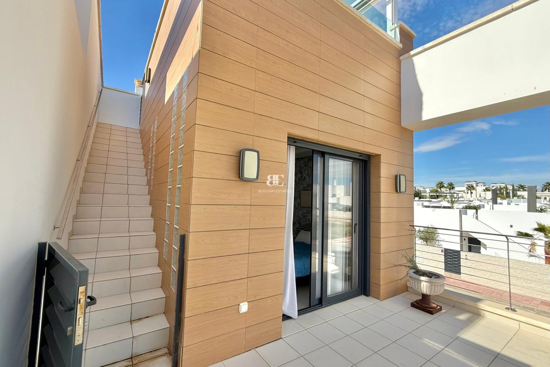 Resale - Villa -
Ciudad Quesada - Pueblo Bravo