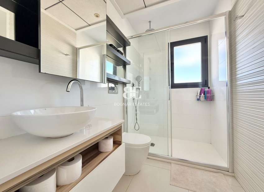 Resale - Villa -
Ciudad Quesada - Pueblo Bravo