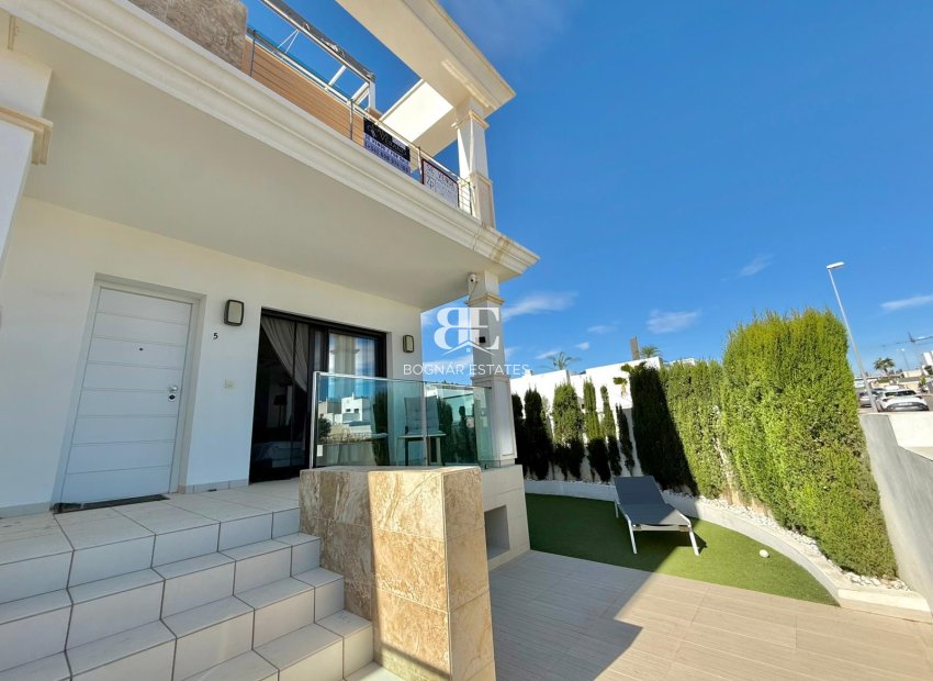 Resale - Villa -
Ciudad Quesada - Pueblo Bravo