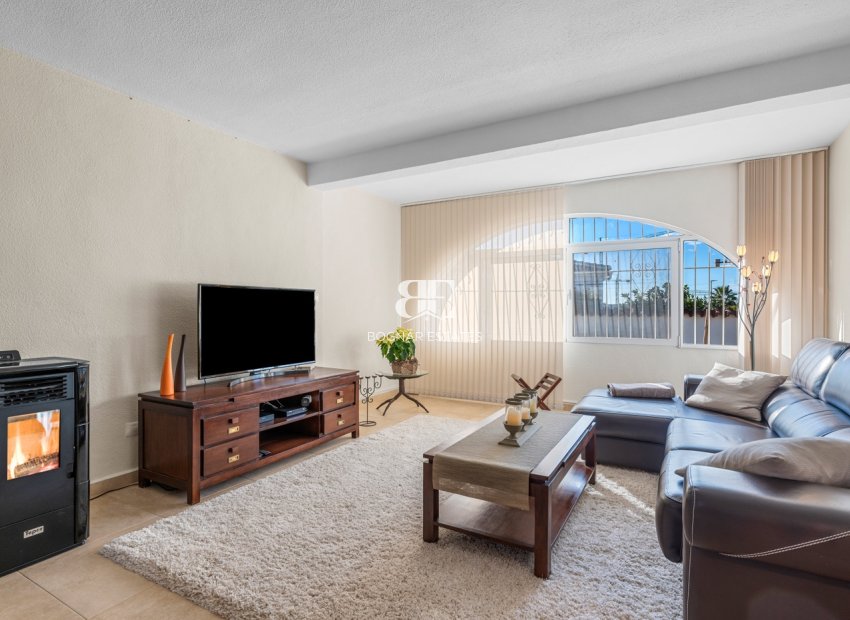 Resale - Villa -
Ciudad Quesada - Rojales