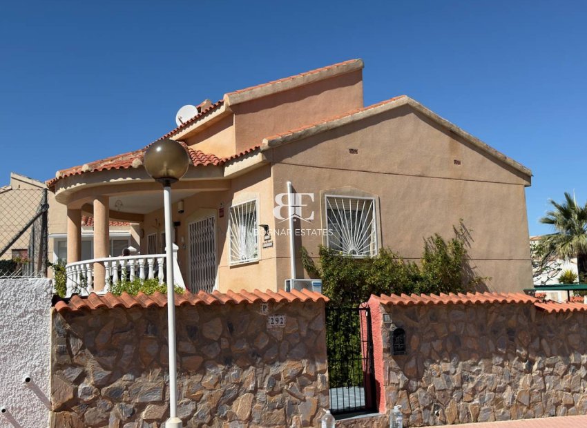 Resale - Villa -
Ciudad Quesada - Rojales