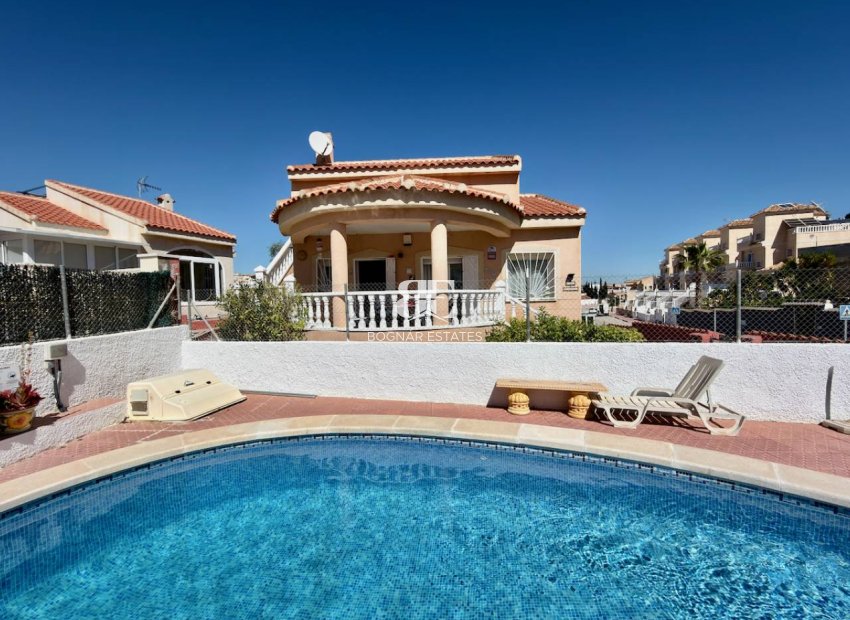 Resale - Villa -
Ciudad Quesada - Rojales