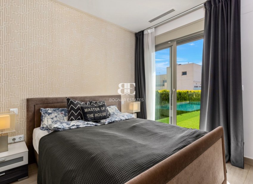 Resale - Villa -
Ciudad Quesada - Rojales