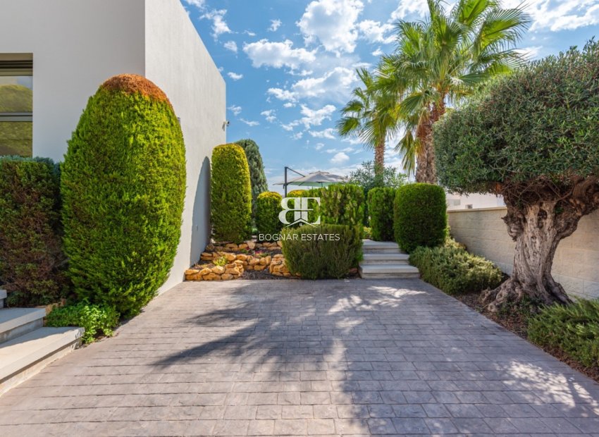 Resale - Villa -
Ciudad Quesada - Rojales