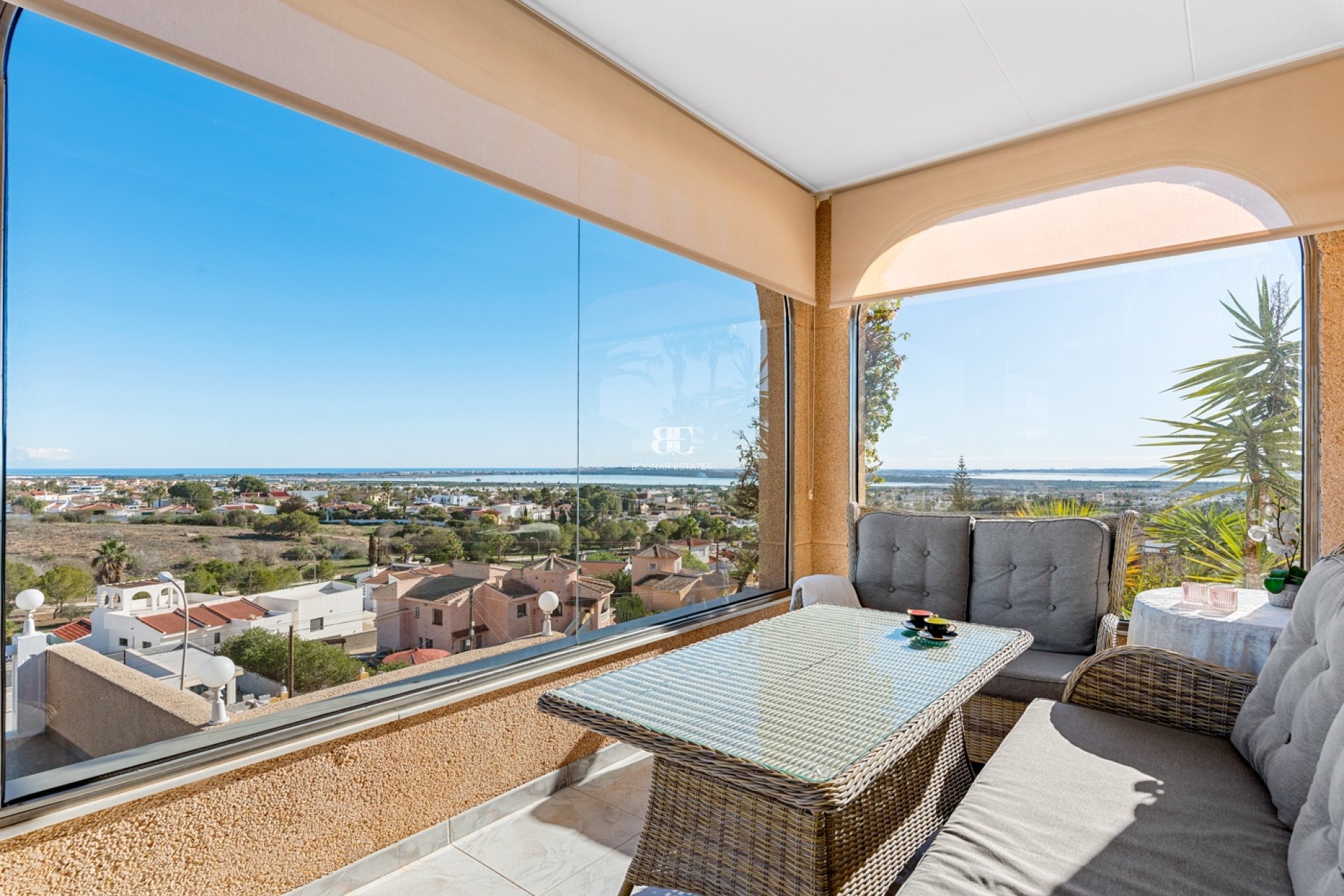 Resale - Villa -
Ciudad Quesada - Town Center