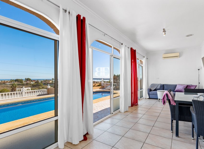 Resale - Villa -
Ciudad Quesada - Town Center