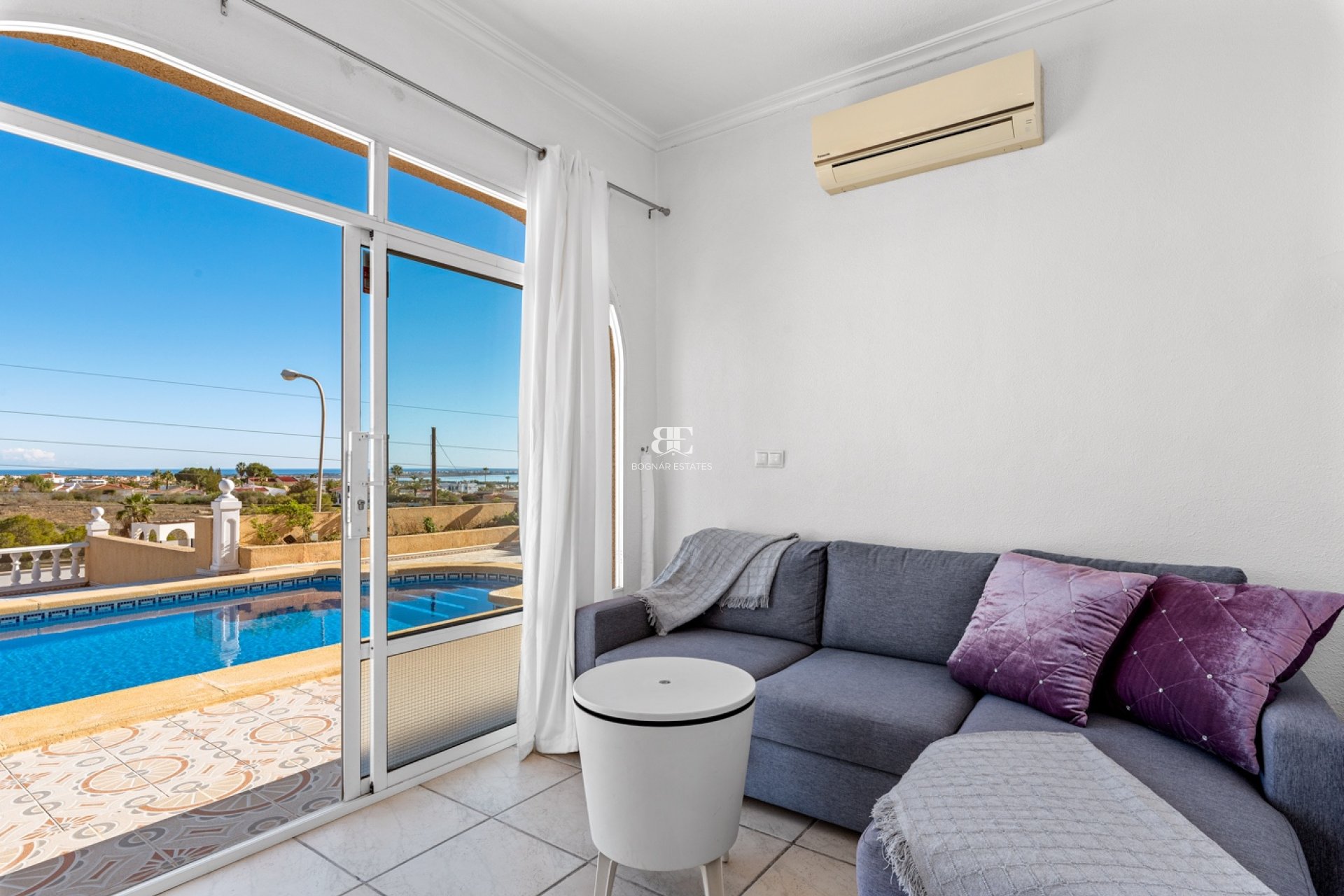 Resale - Villa -
Ciudad Quesada - Town Center