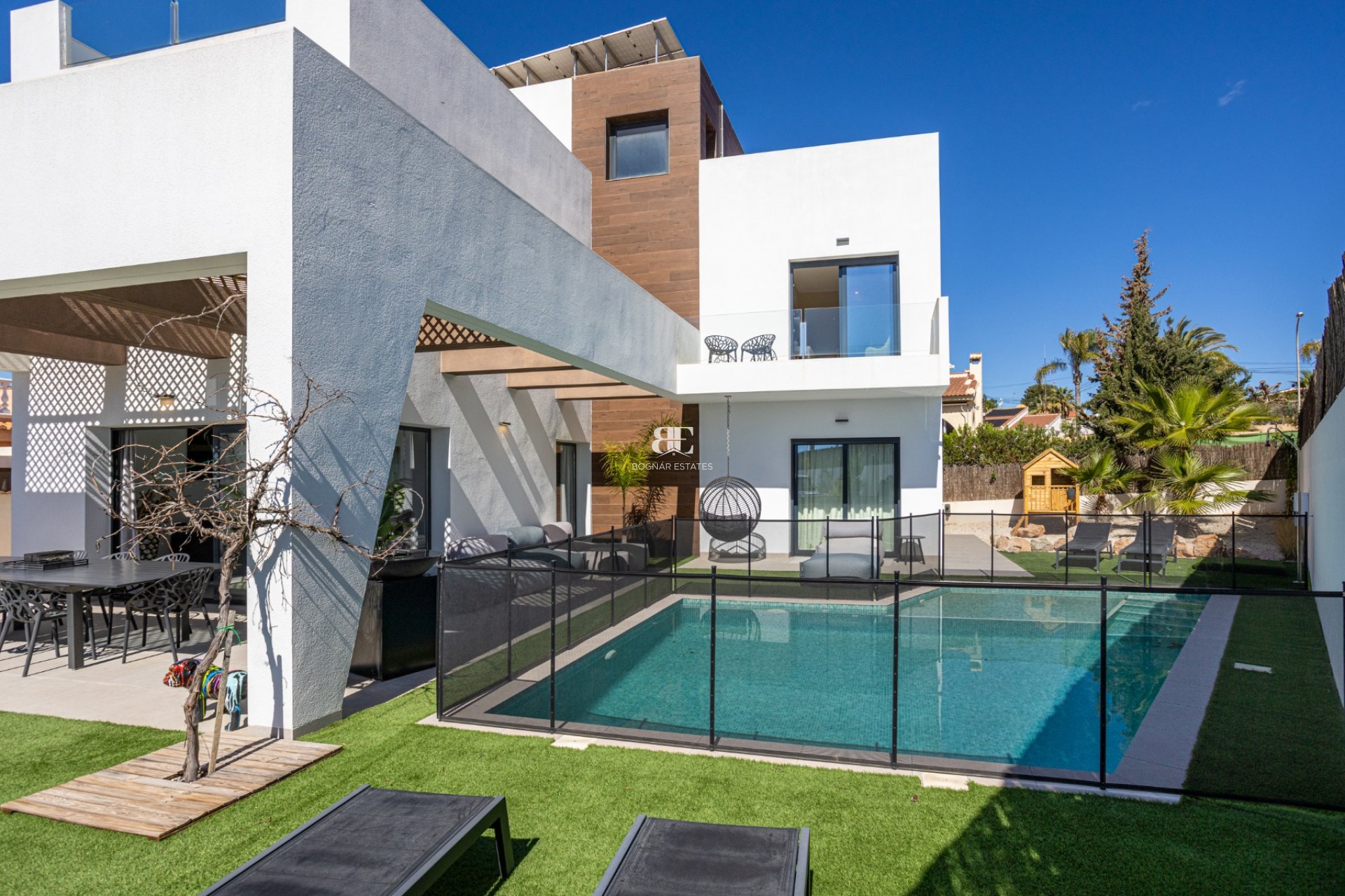 Resale - Villa -
Ciudad Quesada - Town Center