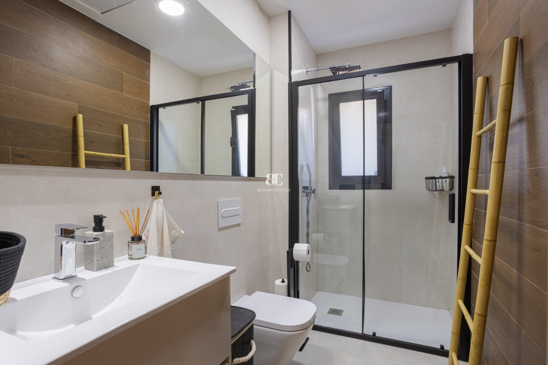 Resale - Villa -
Ciudad Quesada - Town Center