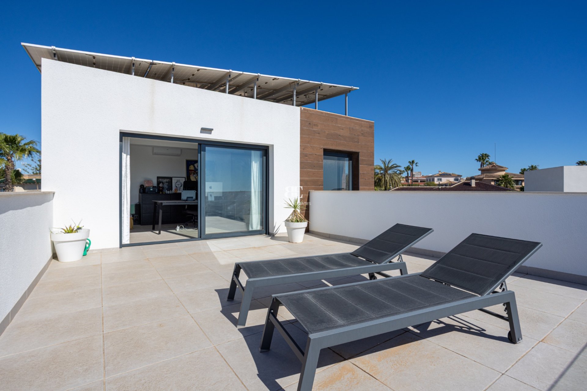 Resale - Villa -
Ciudad Quesada - Town Center
