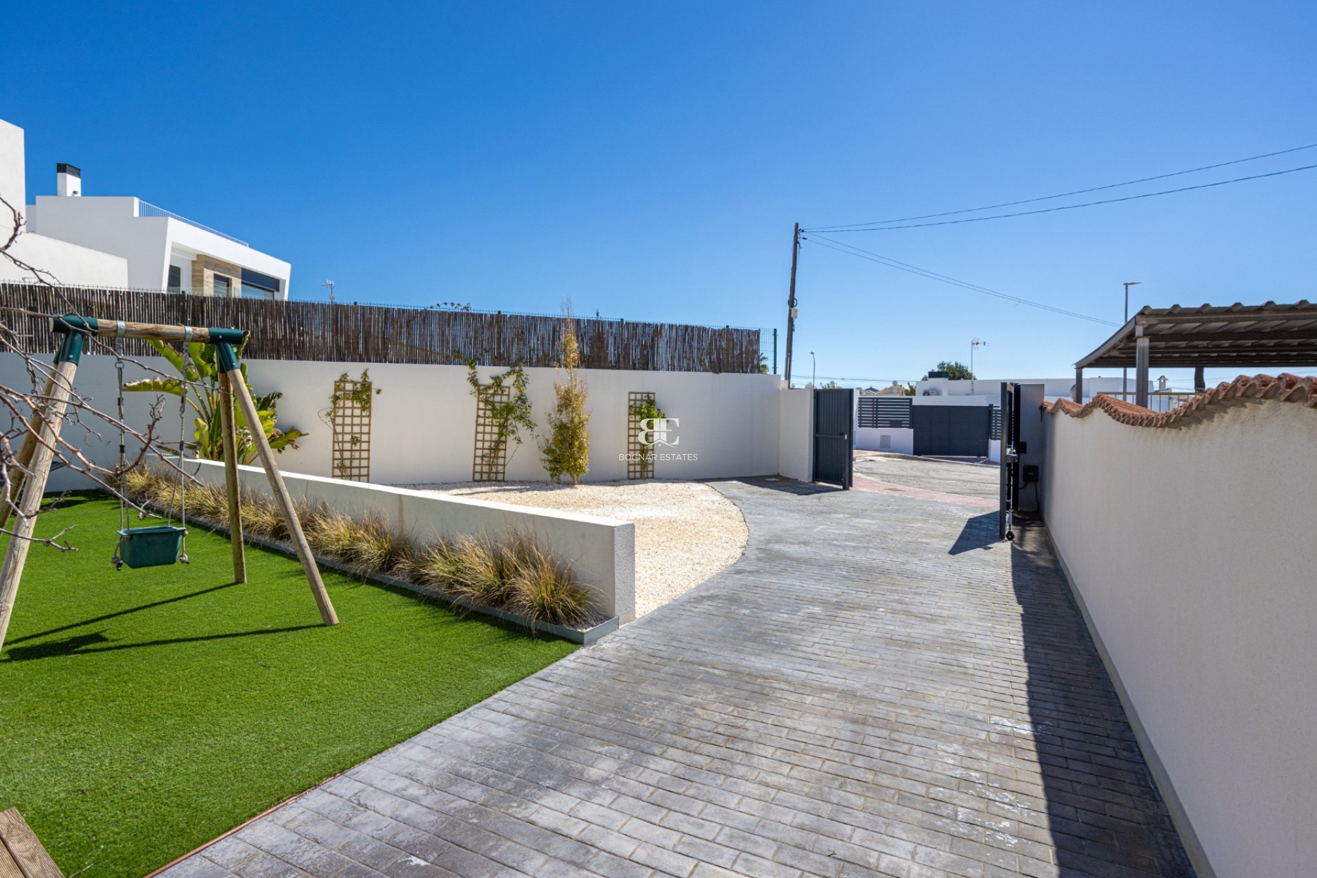 Resale - Villa -
Ciudad Quesada - Town Center