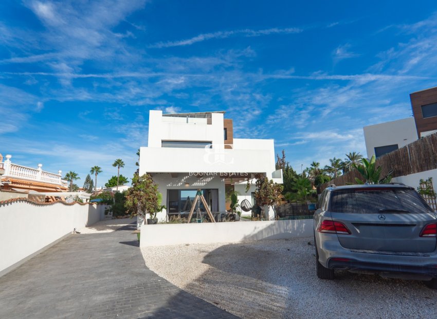 Resale - Villa -
Ciudad Quesada - town