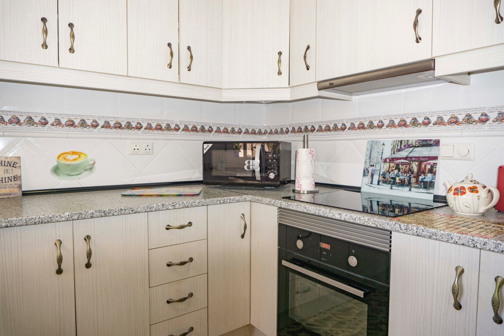 Resale - Villa -
Ciudad Quesada - town