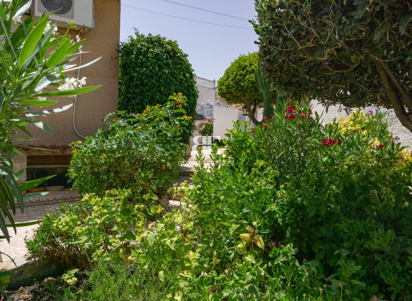 Resale - Villa -
Ciudad Quesada - town